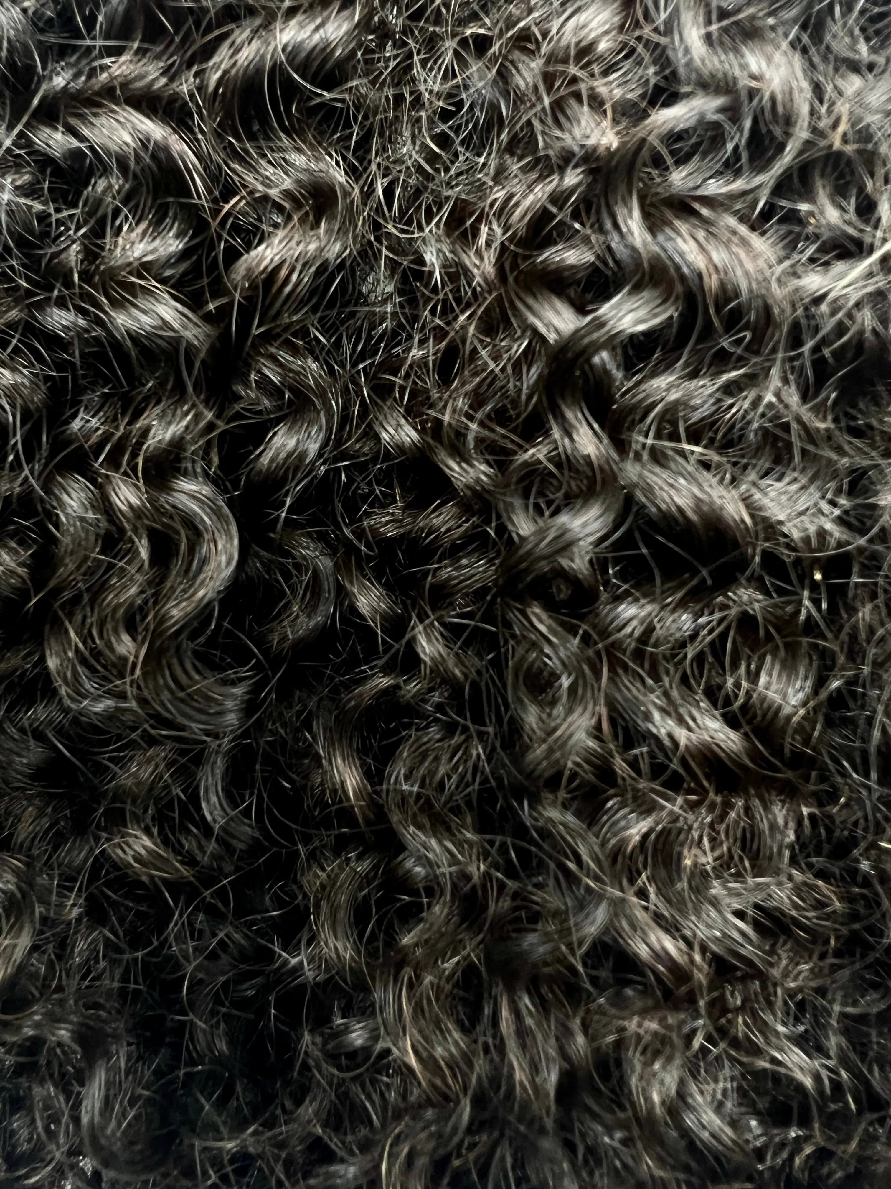 Kinky Weft Extensions Naturyl Textures